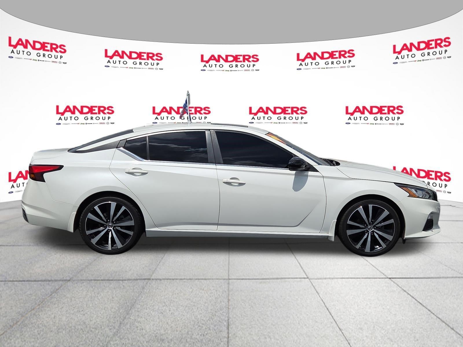2021 Nissan Altima 2.0 SR Sedan