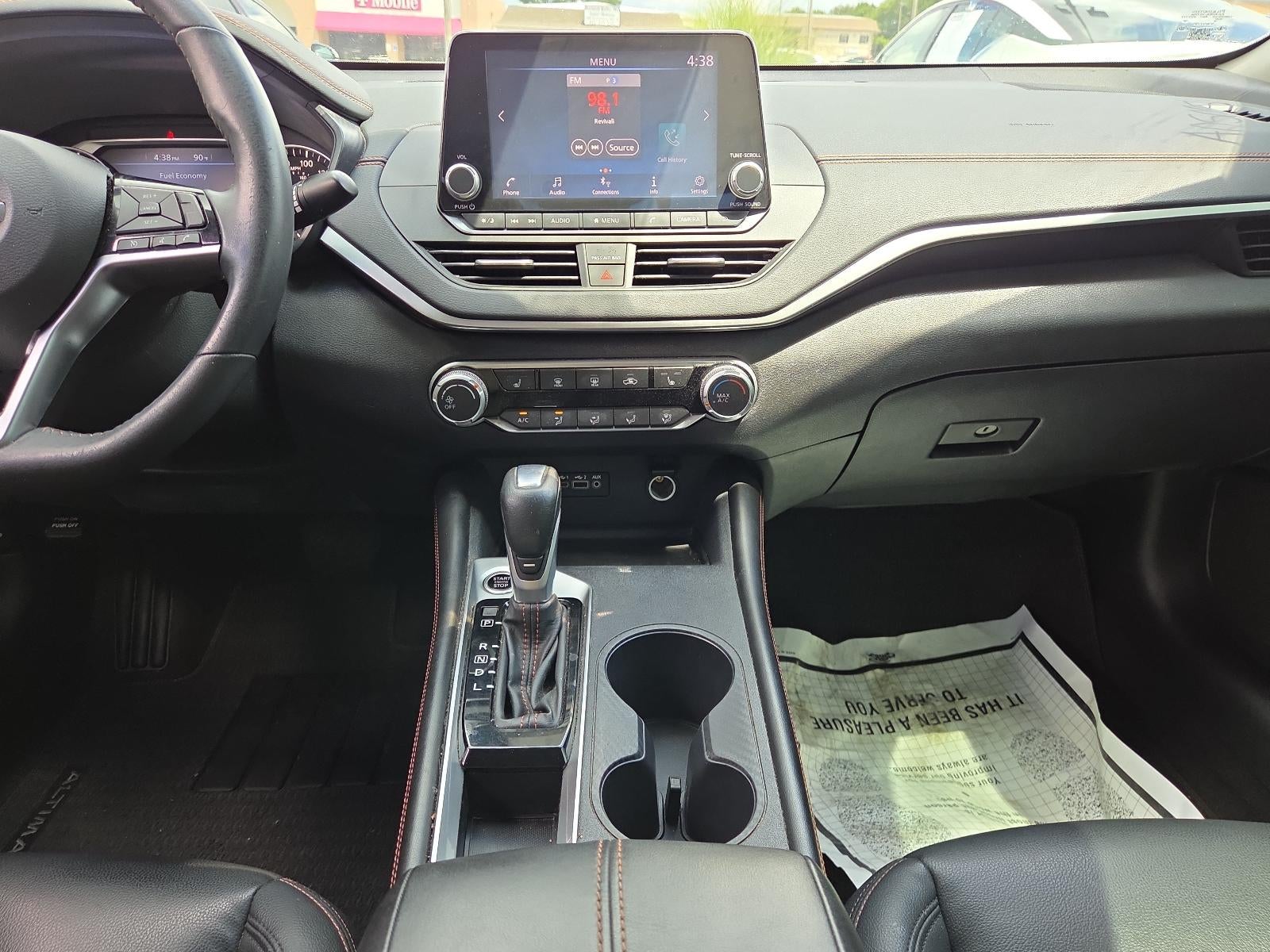 2021 Nissan Altima 2.0 SR Sedan