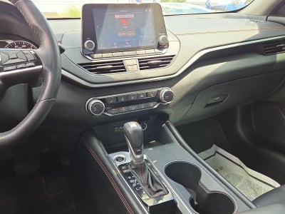 2021 Nissan Altima 2.0 SR Sedan