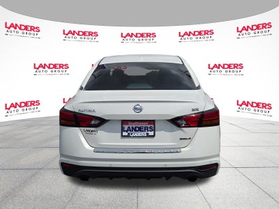 2021 Nissan Altima 2.0 SR Sedan