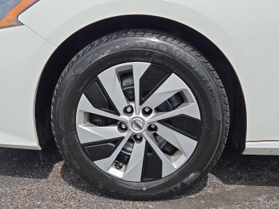 2022 Nissan Altima 2.5 S Sedan