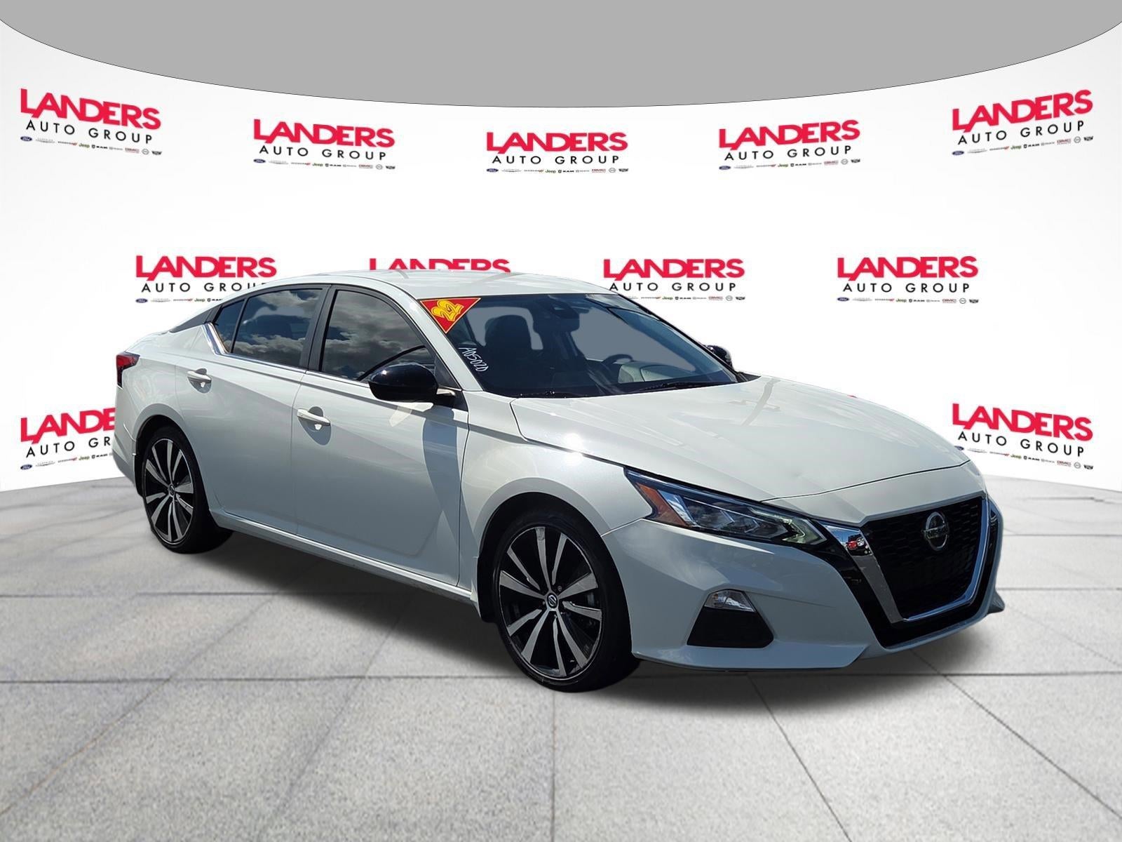 2022 Nissan Altima 2.5 SR Sedan
