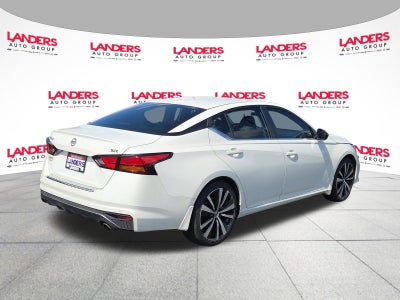 2022 Nissan Altima 2.5 SR Sedan