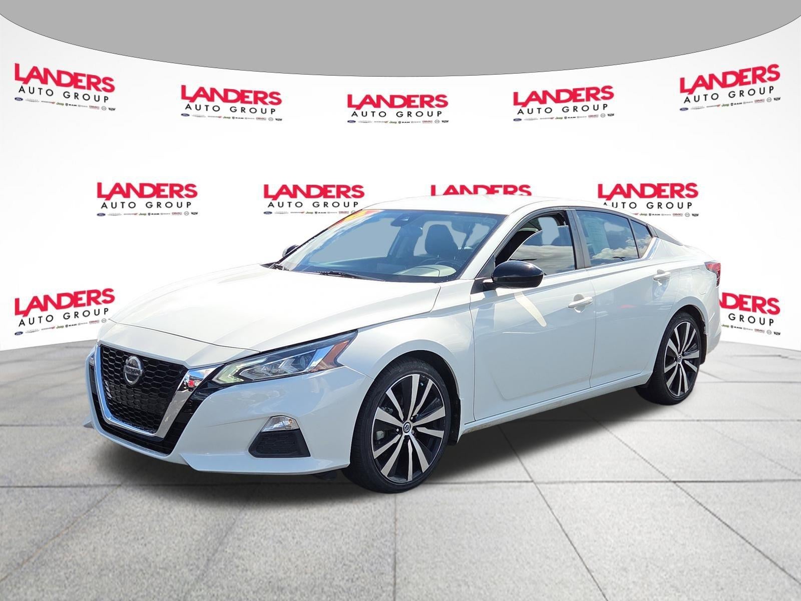 2022 Nissan Altima 2.5 SR Sedan