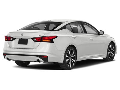 2022 Nissan Altima 2.5 SR Sedan