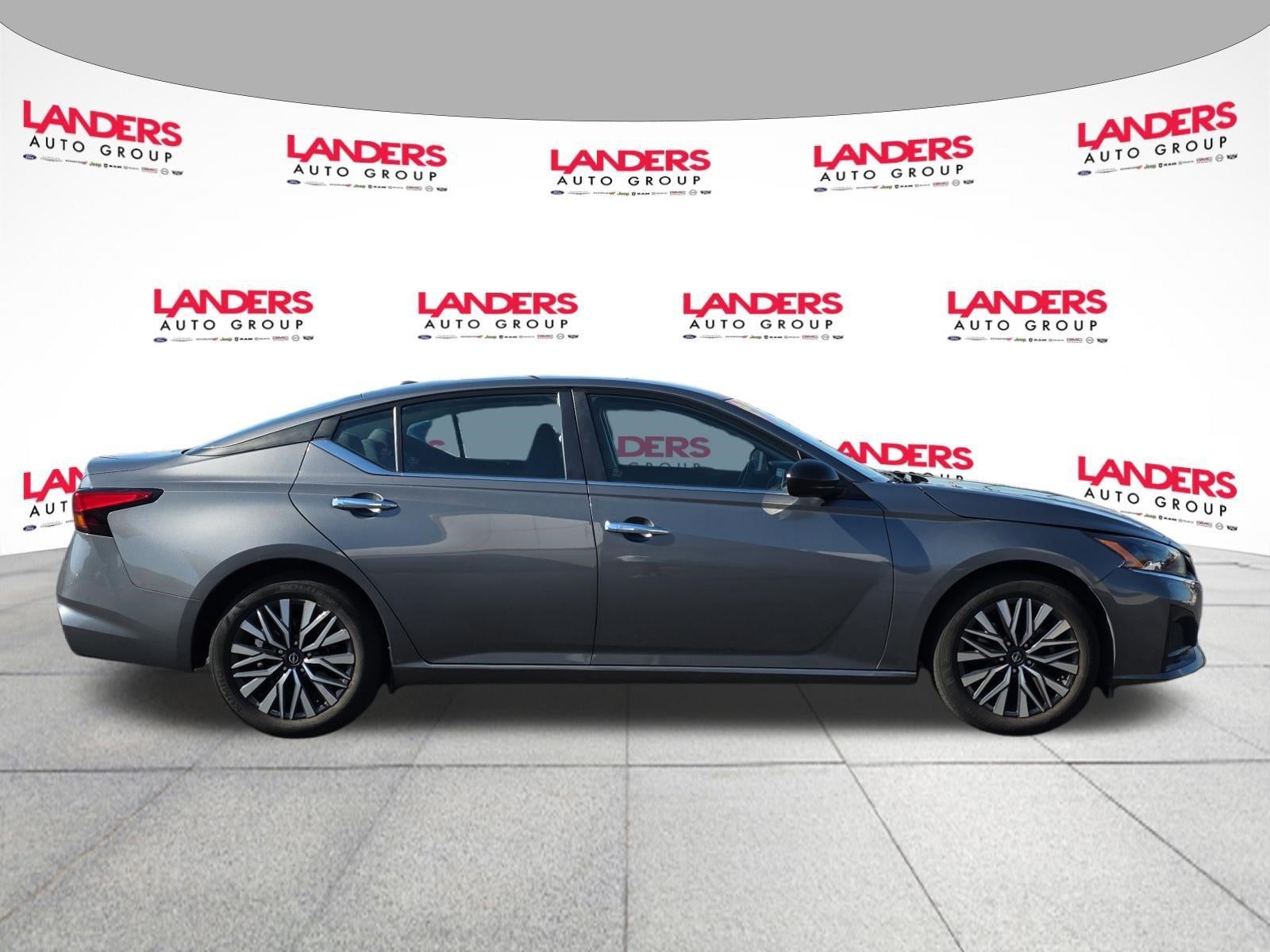 2024 Nissan Altima 2.5 SV Sedan