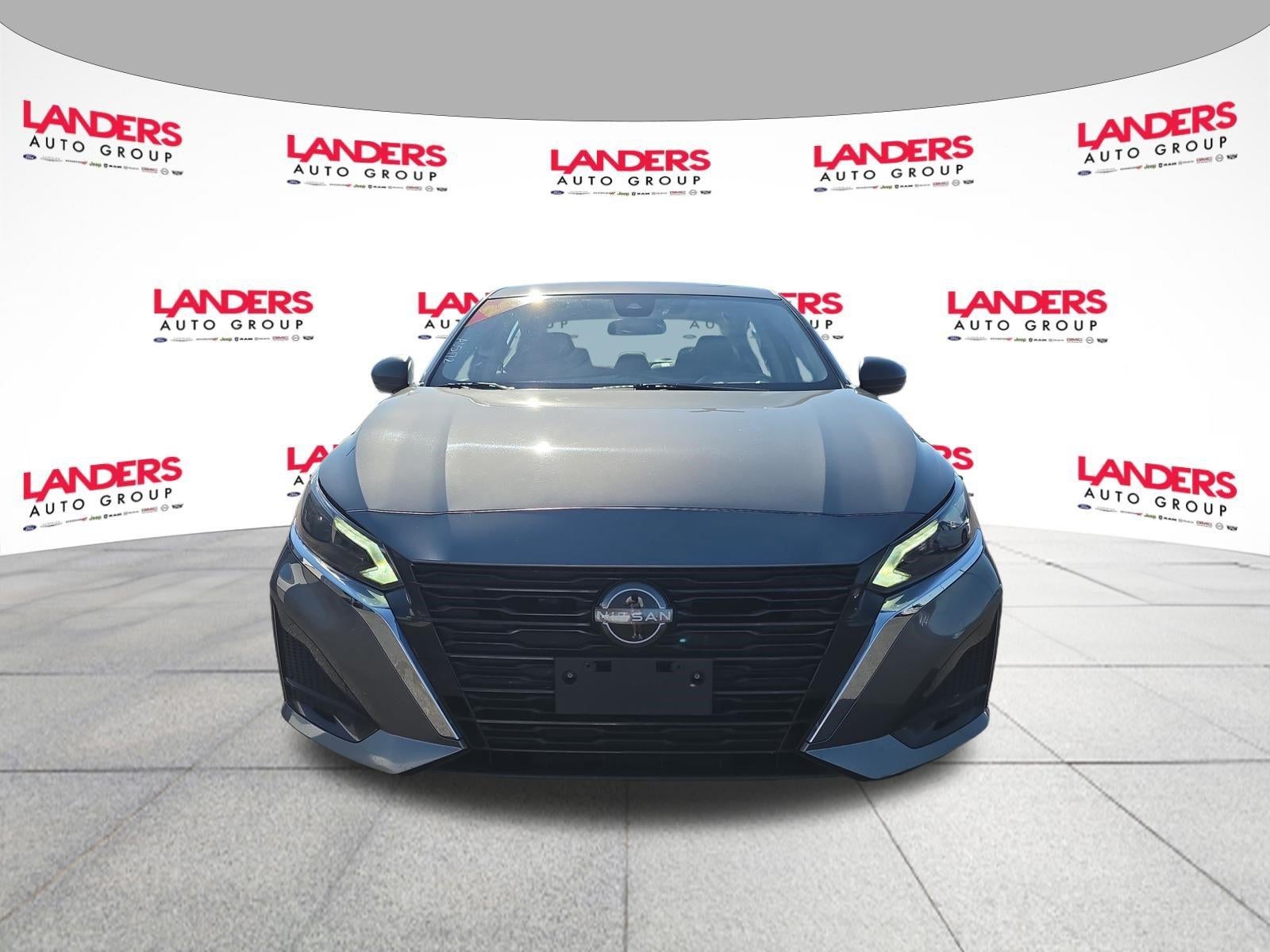 2024 Nissan Altima 2.5 SV Sedan