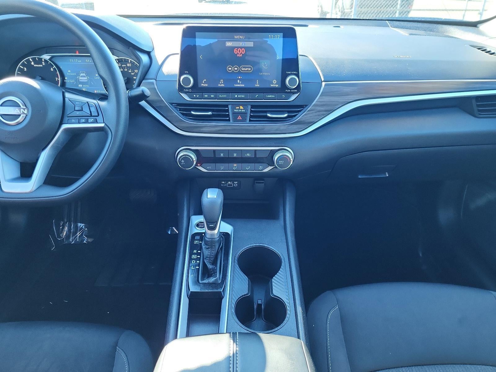 2025 Nissan Altima SV FWD