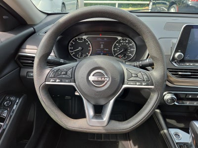 2023 Nissan Altima 2.5 SV Sedan