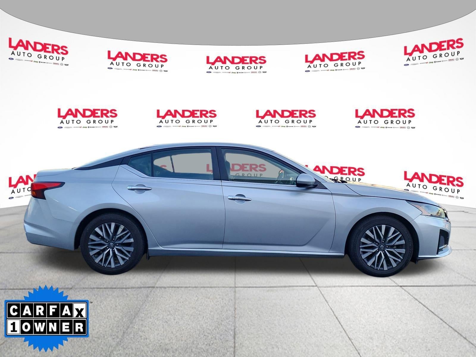 2023 Nissan Altima 2.5 SV Sedan