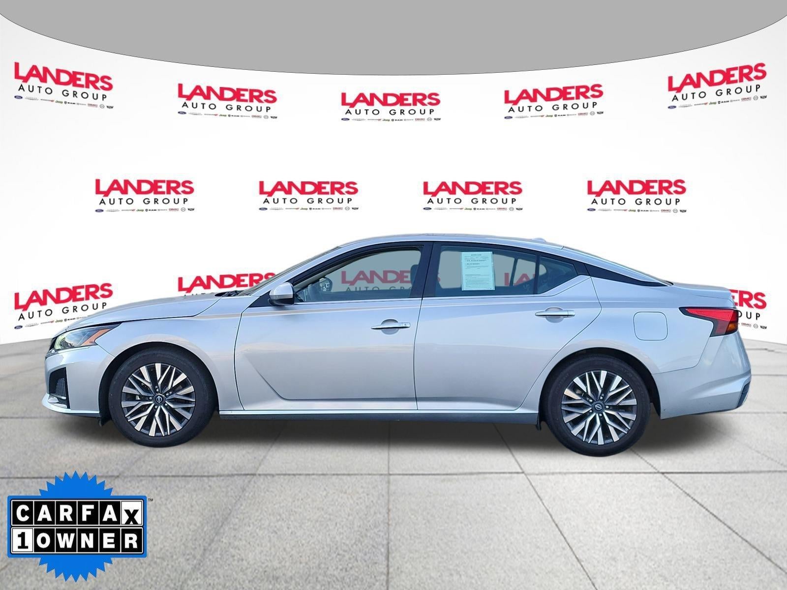 2023 Nissan Altima 2.5 SV Sedan