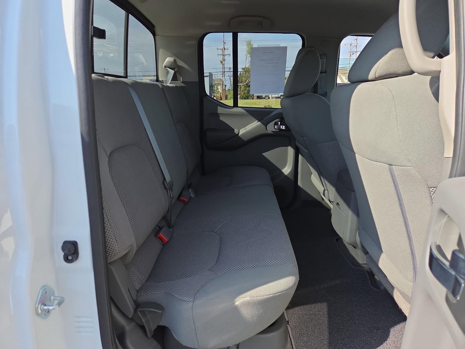 2021 Nissan Frontier Crew Cab 4x2 SV Auto