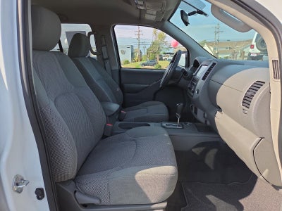 2021 Nissan Frontier Crew Cab 4x2 SV Auto