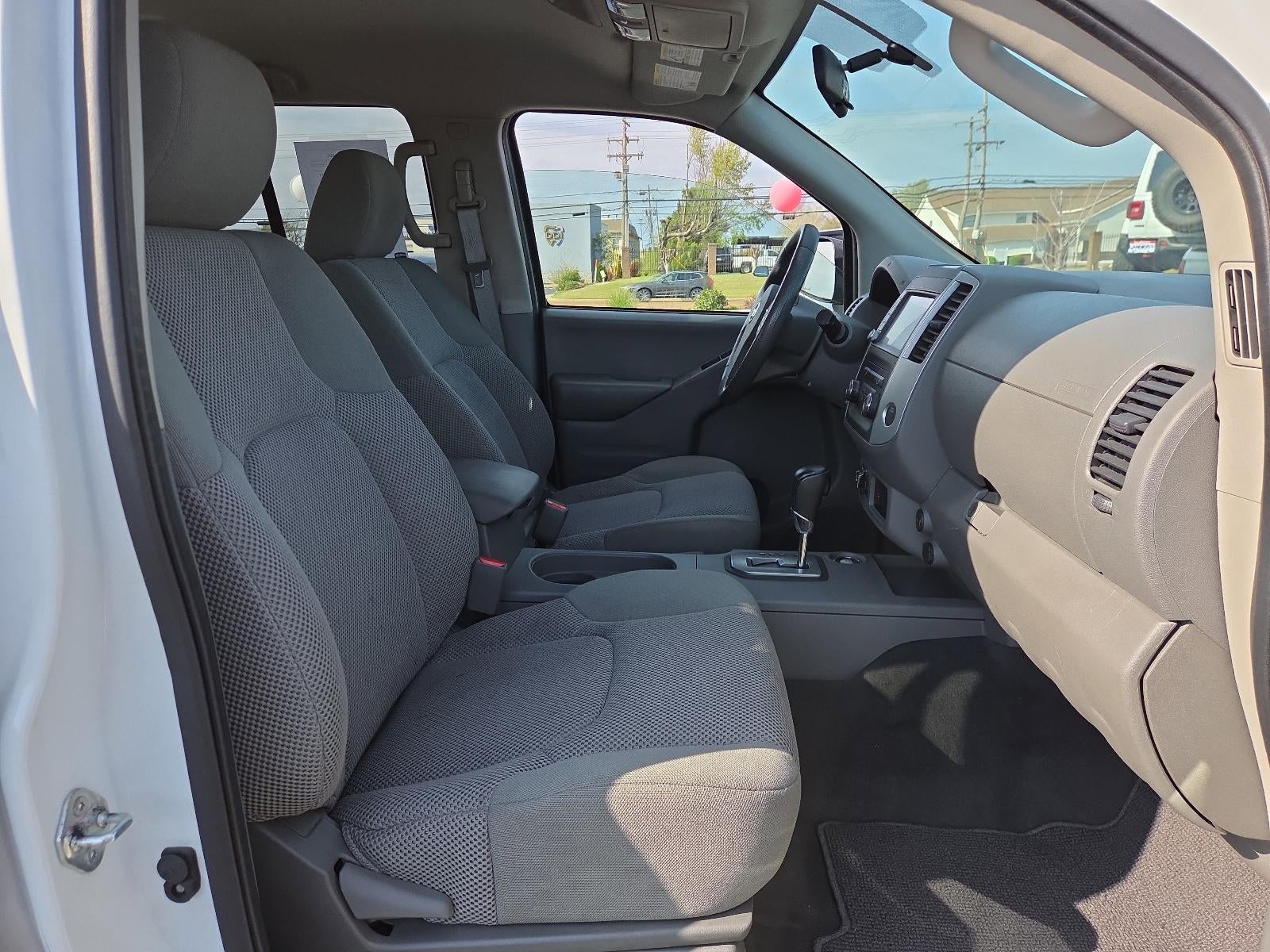 2021 Nissan Frontier Crew Cab 4x2 SV Auto