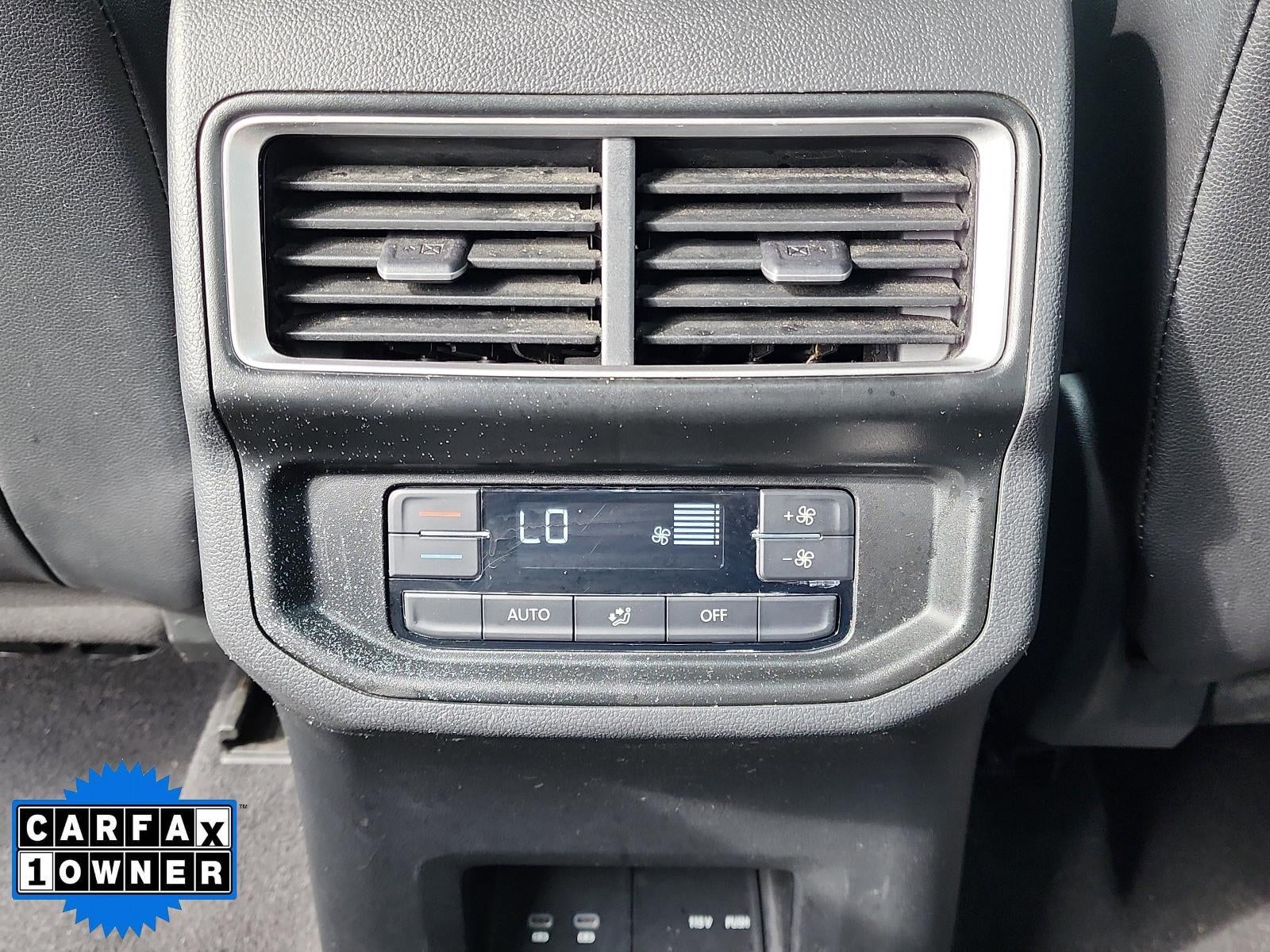 2024 Volkswagen Atlas 2.0T SE w/Technology 4MOTION