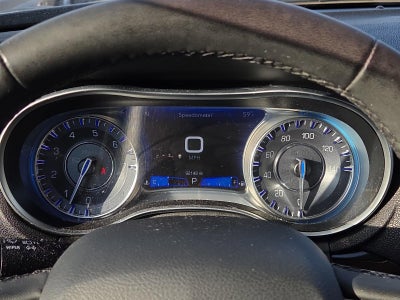 2023 Chrysler 300 Touring RWD