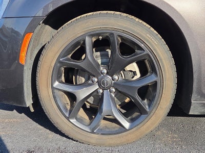 2023 Chrysler 300 Touring RWD