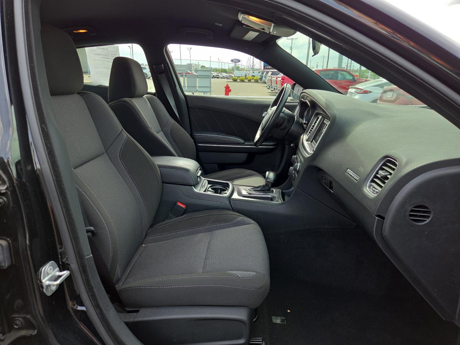 2020 Dodge Charger SXT RWD