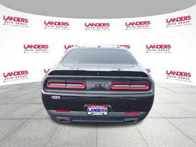2016 Dodge Challenger 2dr Cpe SXT Plus