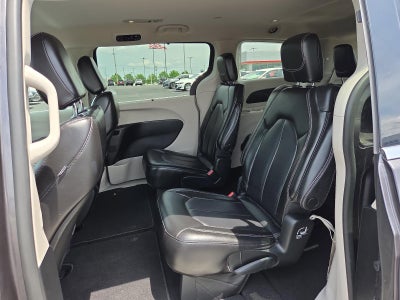 2023 Chrysler Pacifica Touring L FWD