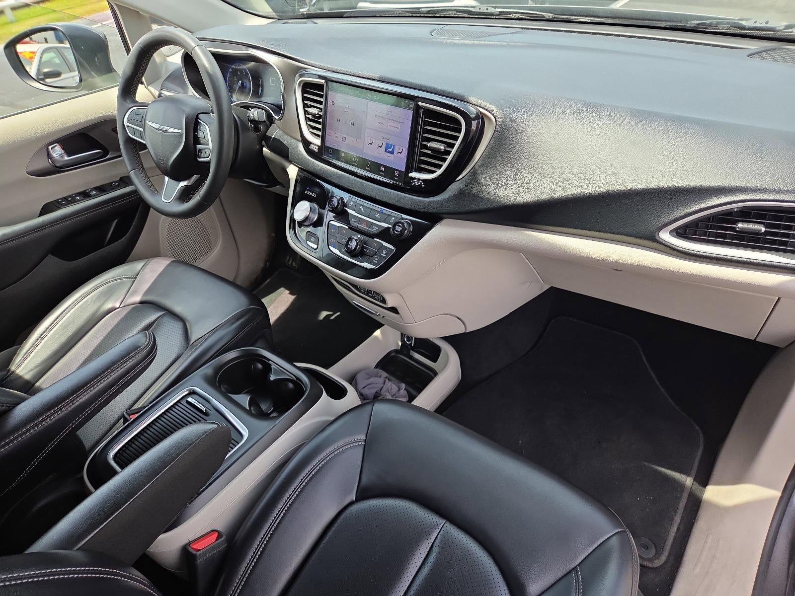 2023 Chrysler Pacifica Touring L FWD