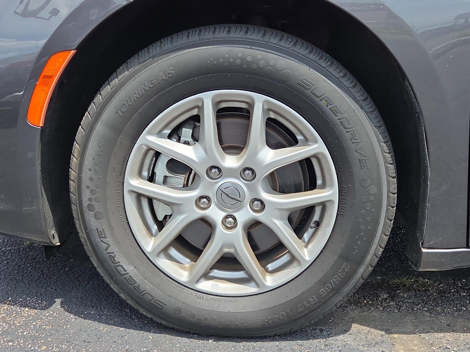 2023 Chrysler Pacifica Touring L FWD