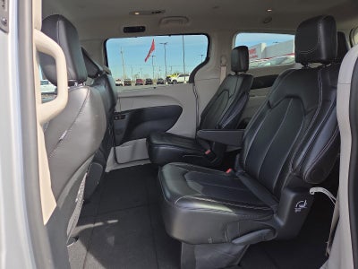 2024 Chrysler Pacifica Touring L FWD