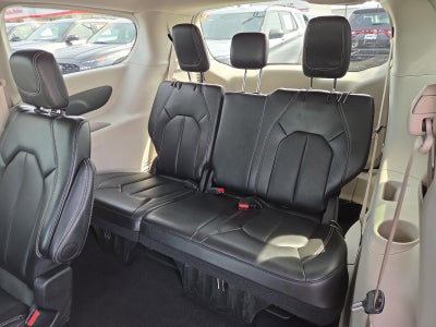 2024 Chrysler Pacifica Touring L FWD