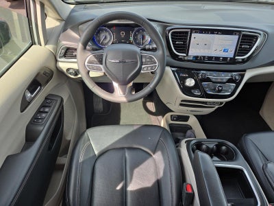 2024 Chrysler Pacifica Touring L FWD