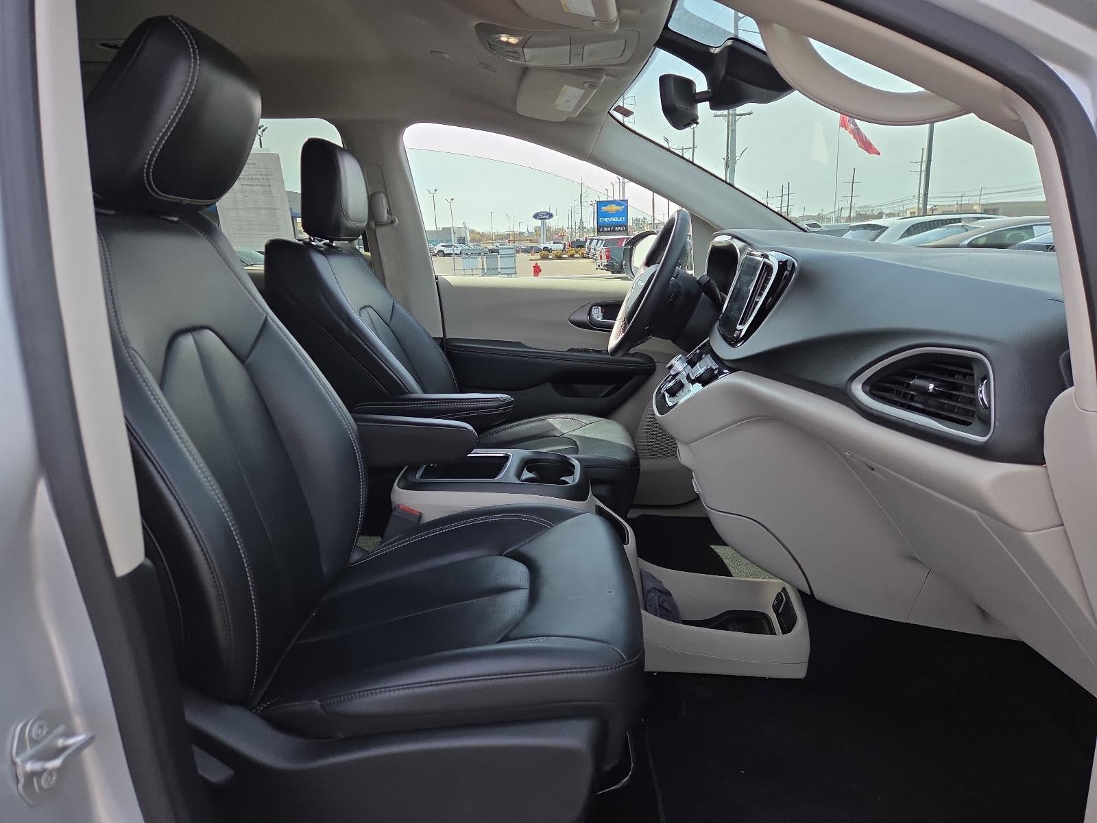 2024 Chrysler Pacifica Touring L FWD