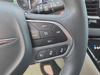 2024 Chrysler Pacifica Touring L FWD