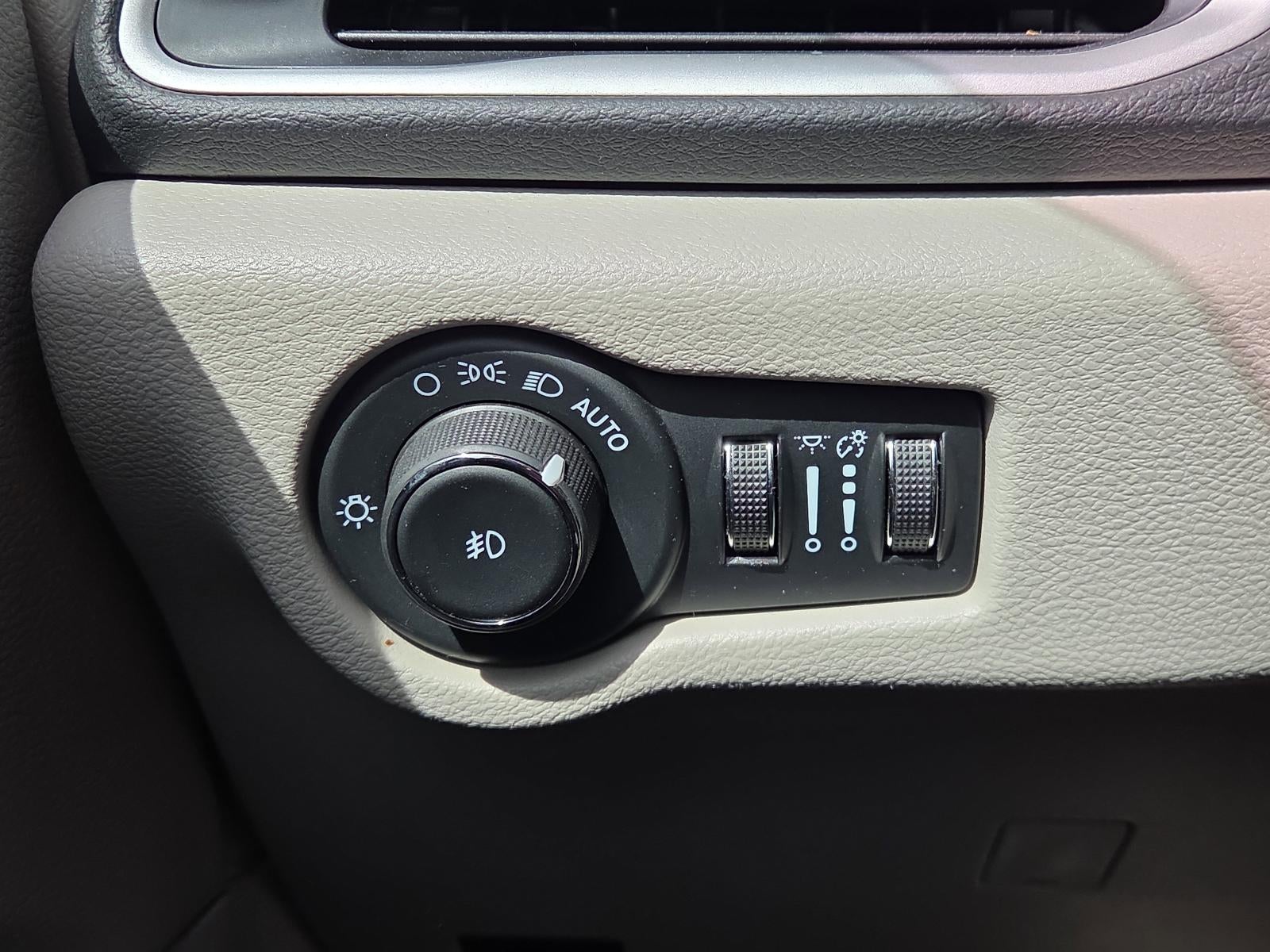 2024 Chrysler Pacifica Touring L FWD