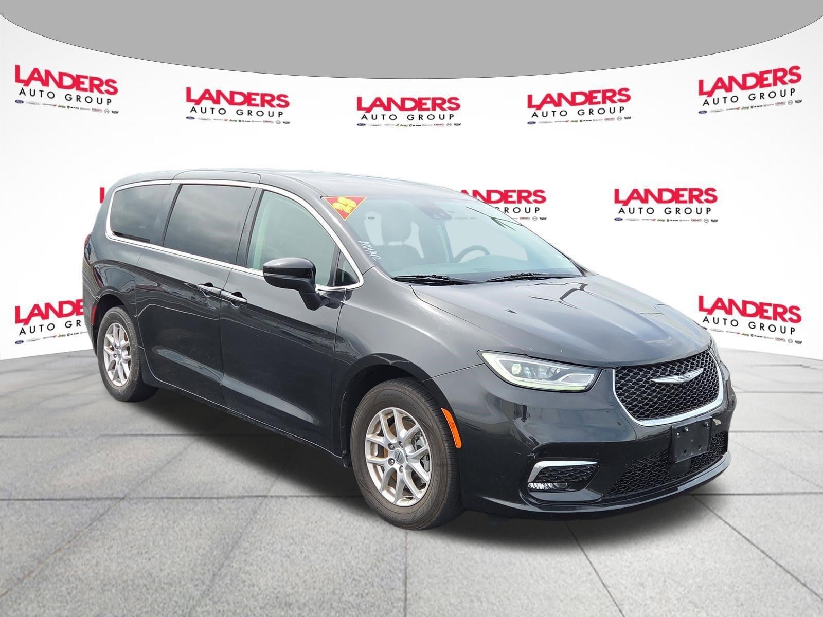 2023 Chrysler Pacifica Touring L FWD