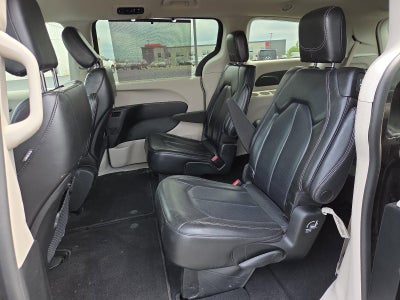 2023 Chrysler Pacifica Touring L FWD