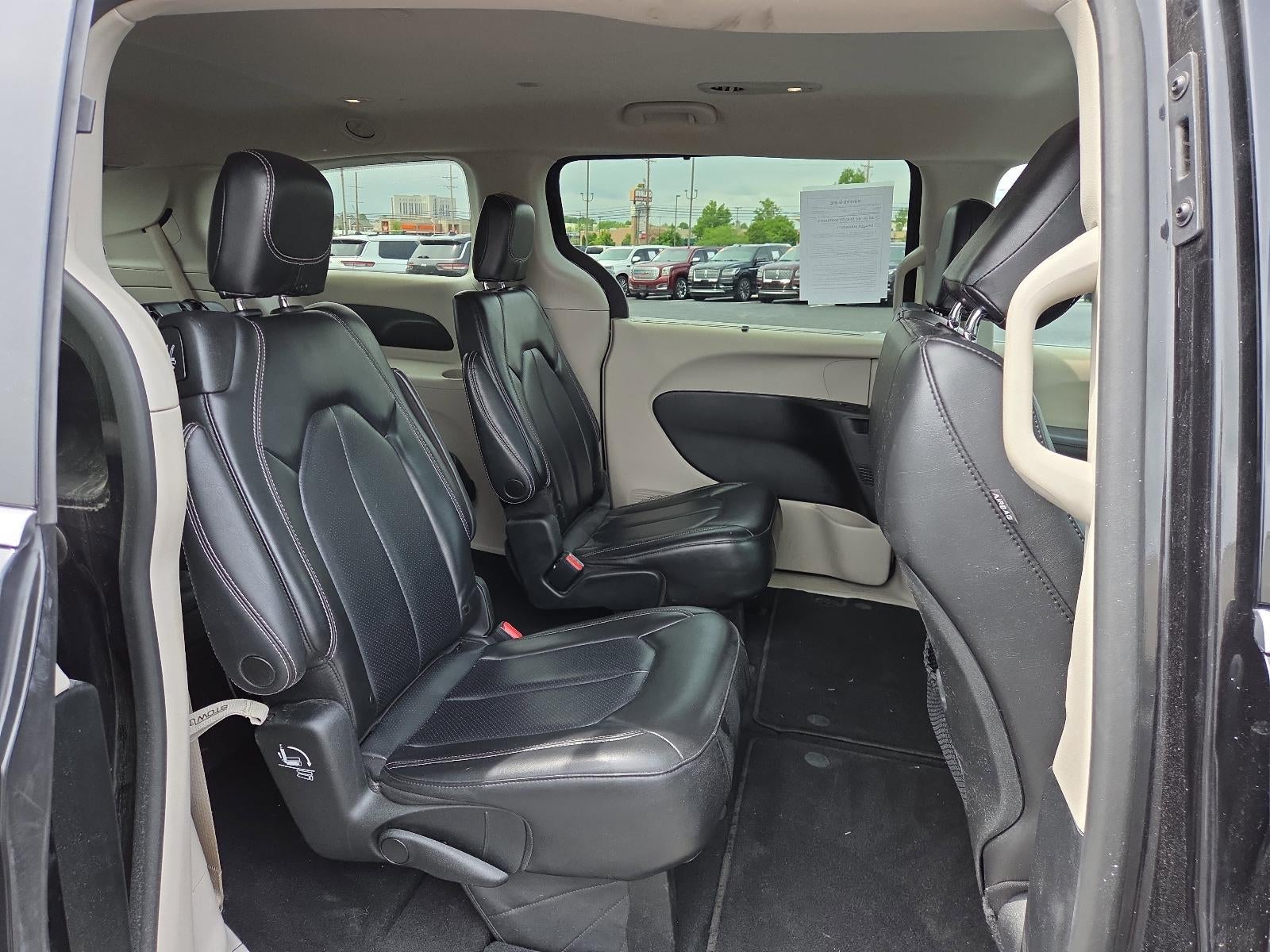 2023 Chrysler Pacifica Touring L FWD