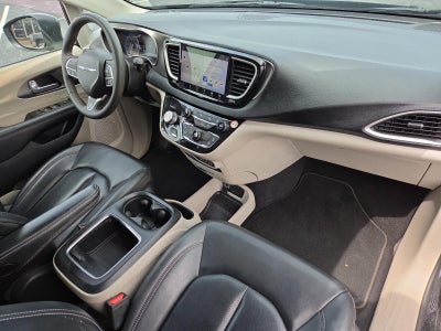 2023 Chrysler Pacifica Touring L FWD