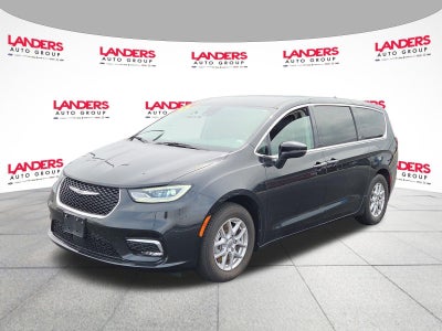 2023 Chrysler Pacifica Touring L FWD