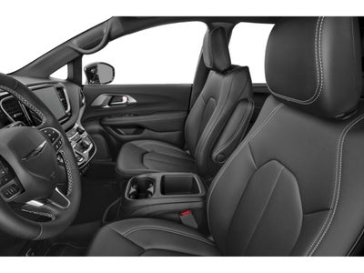 2025 Chrysler Voyager LX FWD