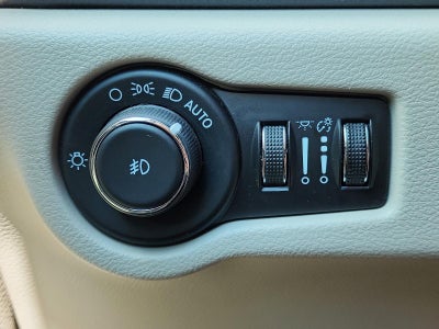 2023 Chrysler Pacifica Limited FWD