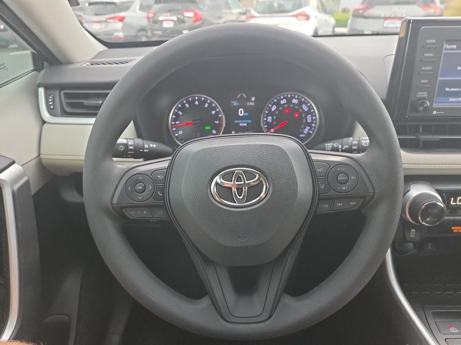 2020 Toyota RAV4 XLE FWD (GS)