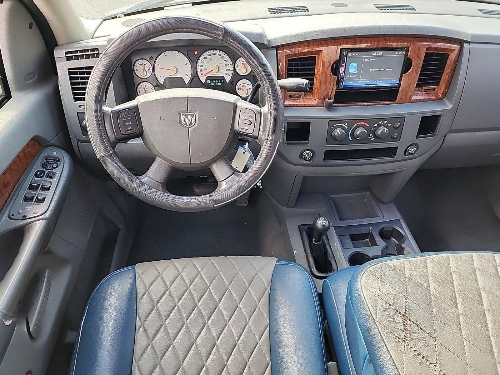 2006 Dodge Ram 3500 4WD Quad Cab 8 Ft Box DRW ST