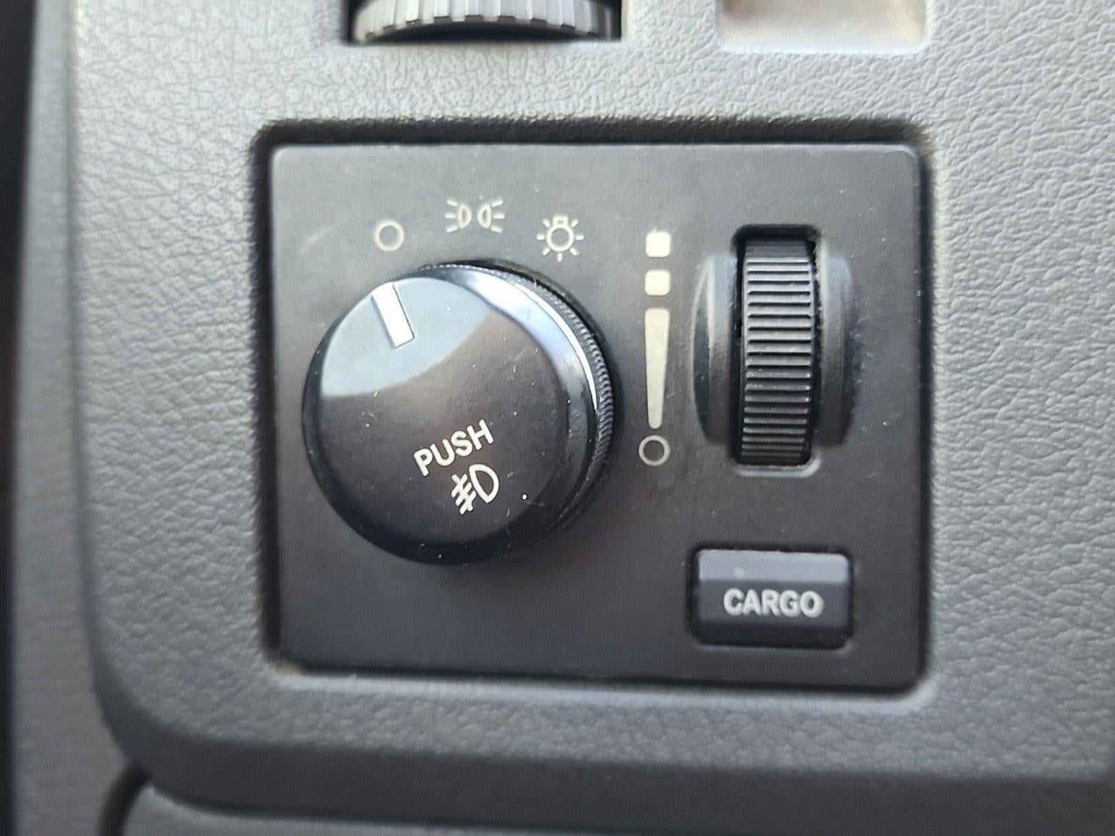 2006 Dodge Ram 3500 4WD Quad Cab 8 Ft Box DRW ST