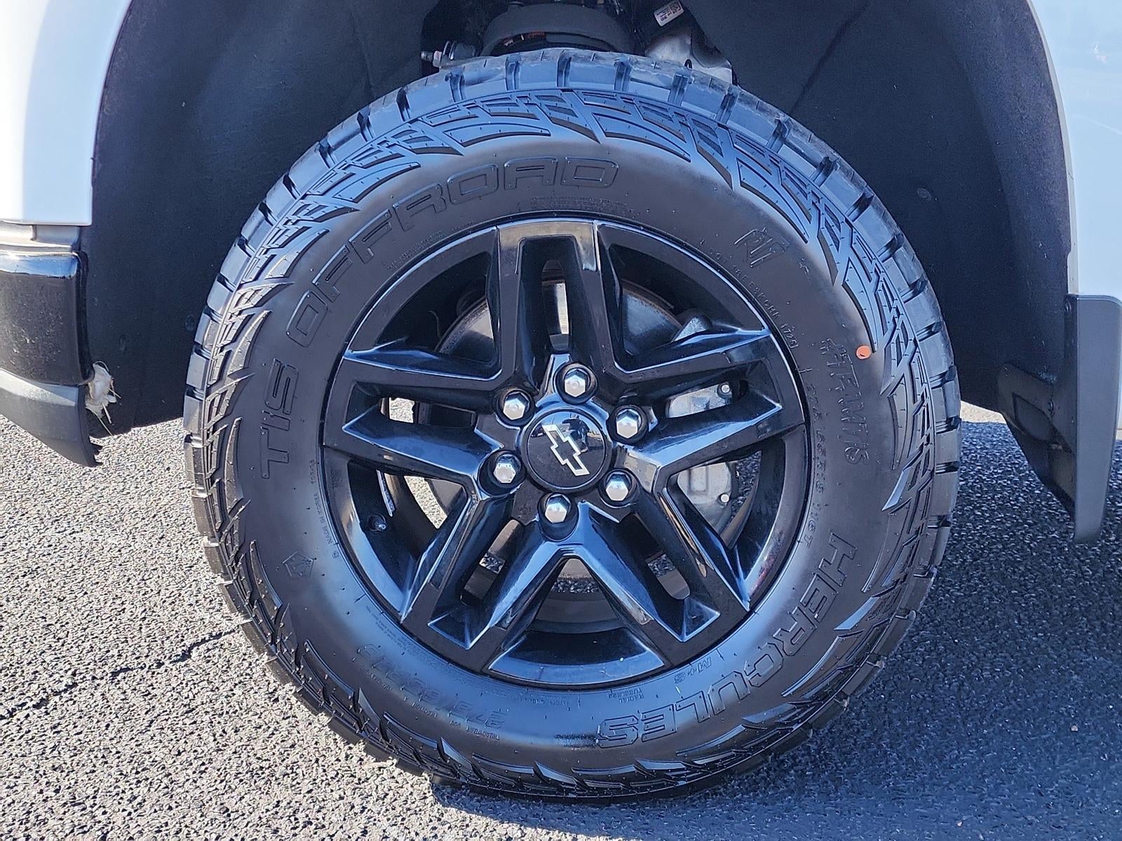 2021 Chevrolet Silverado 1500 Crew Cab Short Box 4-Wheel Drive Custom Trail Boss