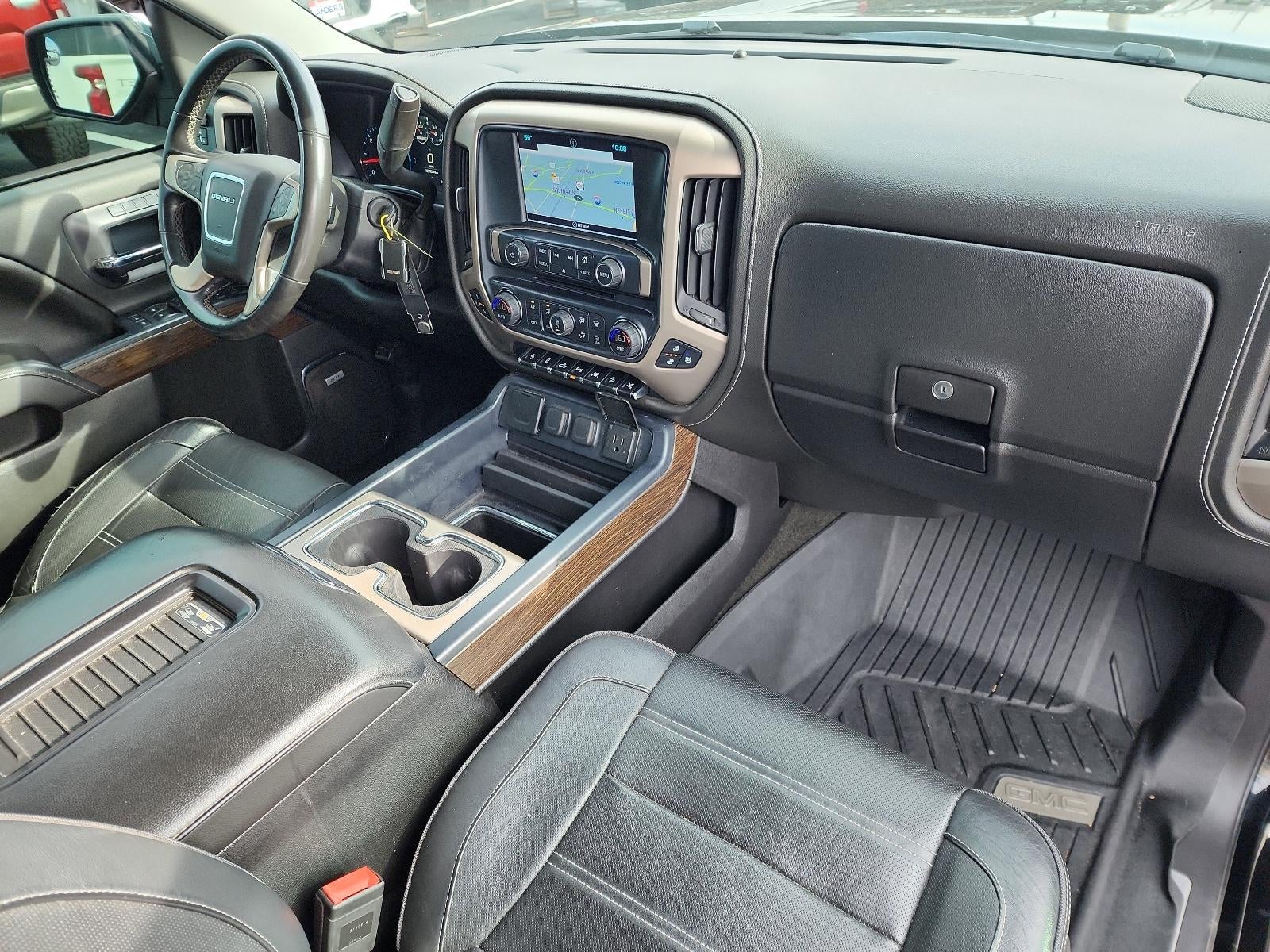 2017 GMC Sierra 1500 Crew Cab Short Box 4-Wheel Drive Denali