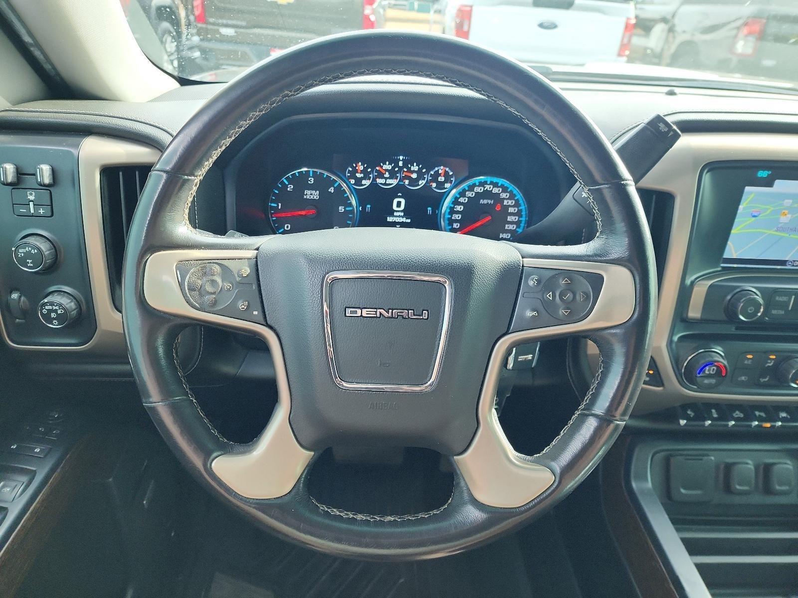 2017 GMC Sierra 1500 Crew Cab Short Box 4-Wheel Drive Denali