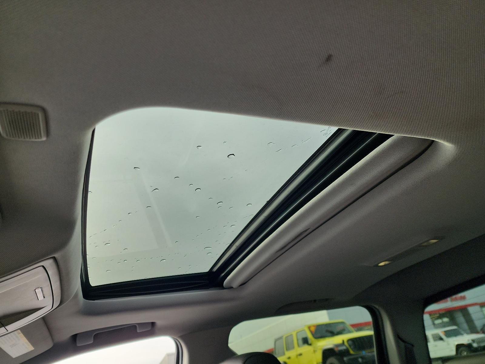 2017 GMC Sierra 1500 Crew Cab Short Box 4-Wheel Drive Denali