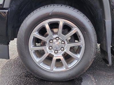 2017 GMC Sierra 1500 Crew Cab Short Box 4-Wheel Drive Denali