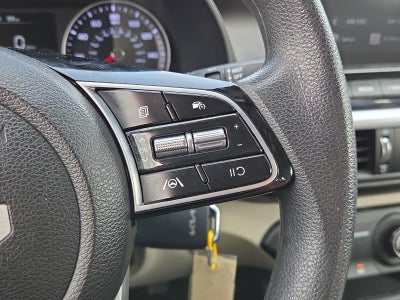 2023 Kia Forte LXS IVT
