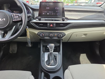 2023 Kia Forte LXS IVT