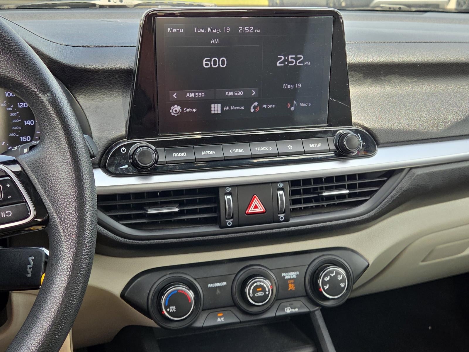 2023 Kia Forte LXS IVT